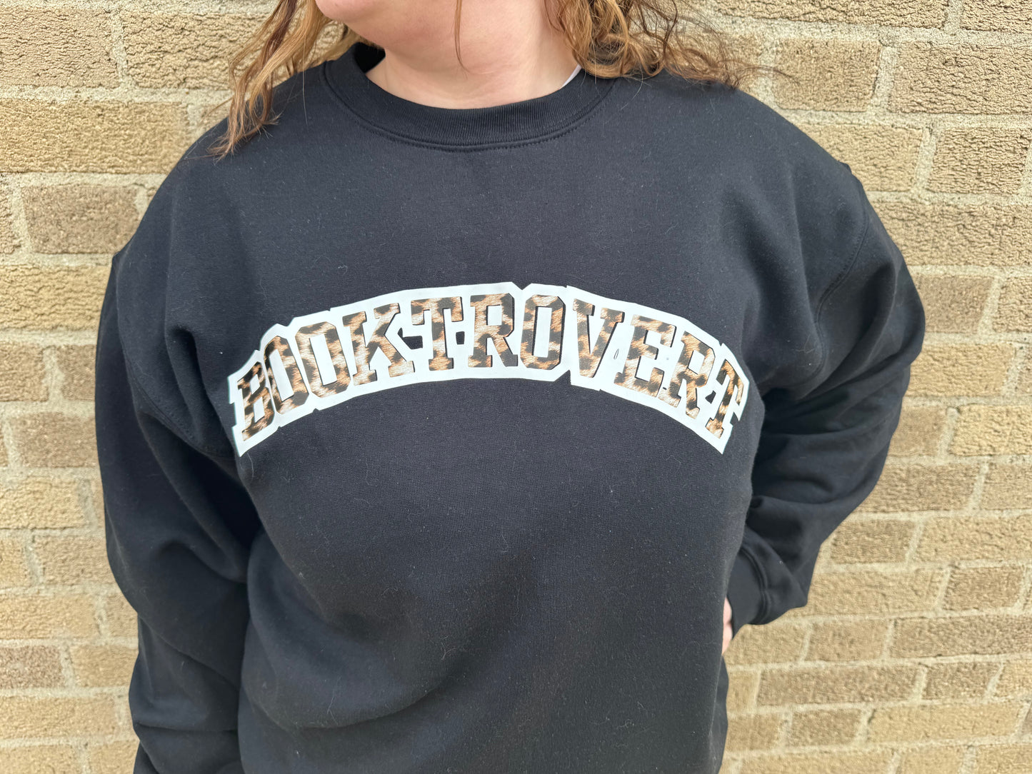 Booktrovert Crewneck